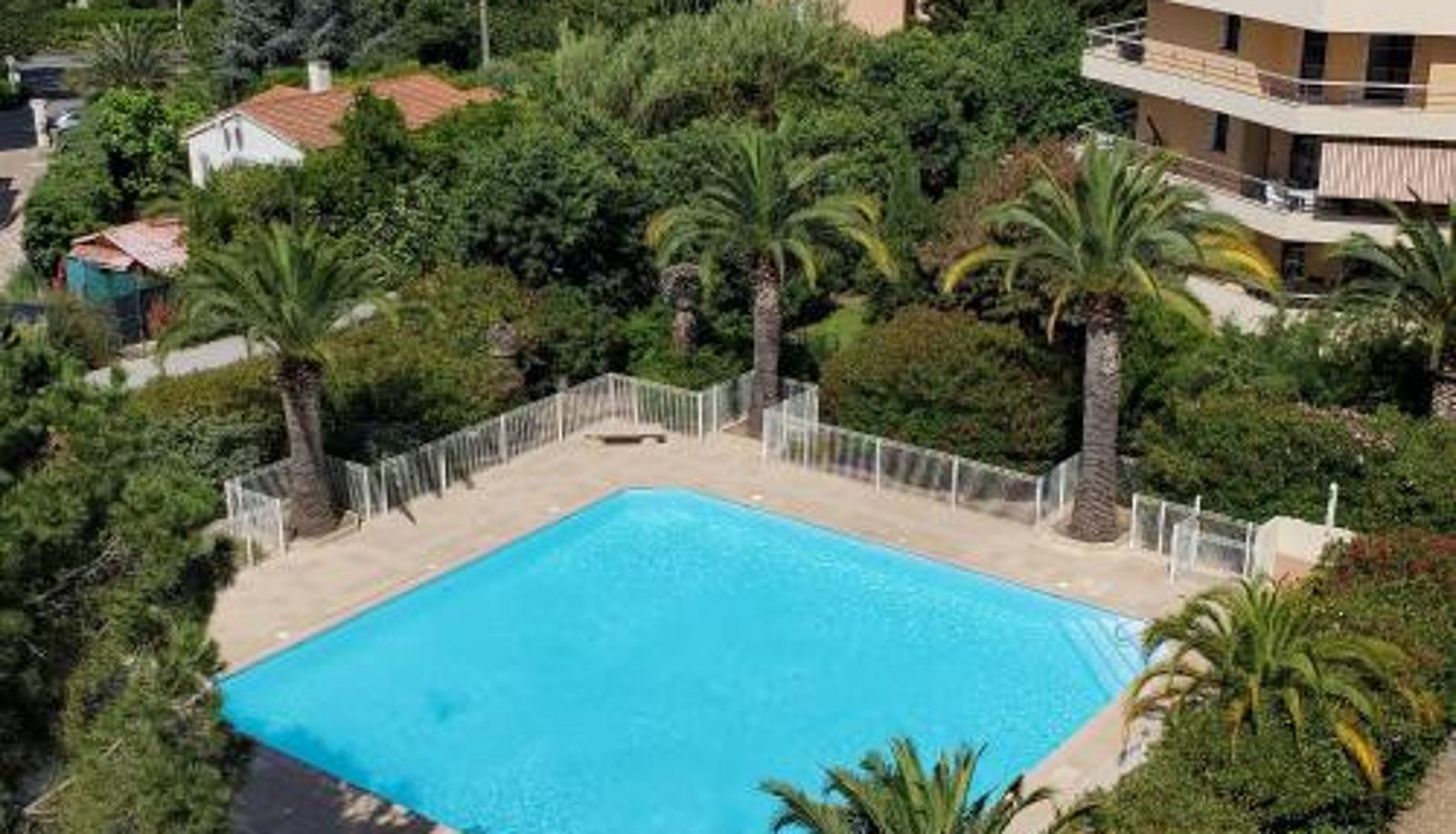 Basen - 5 personn  T2-3 49m2 Frejus Plage LA MIOUGRANO