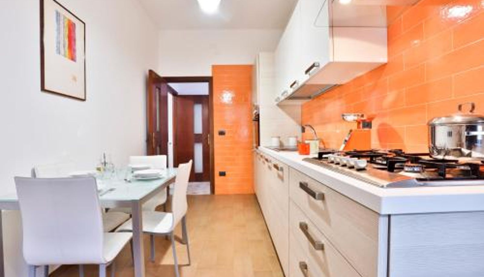 Küche - GuestHost - Casa Vita Roomy Apartment
