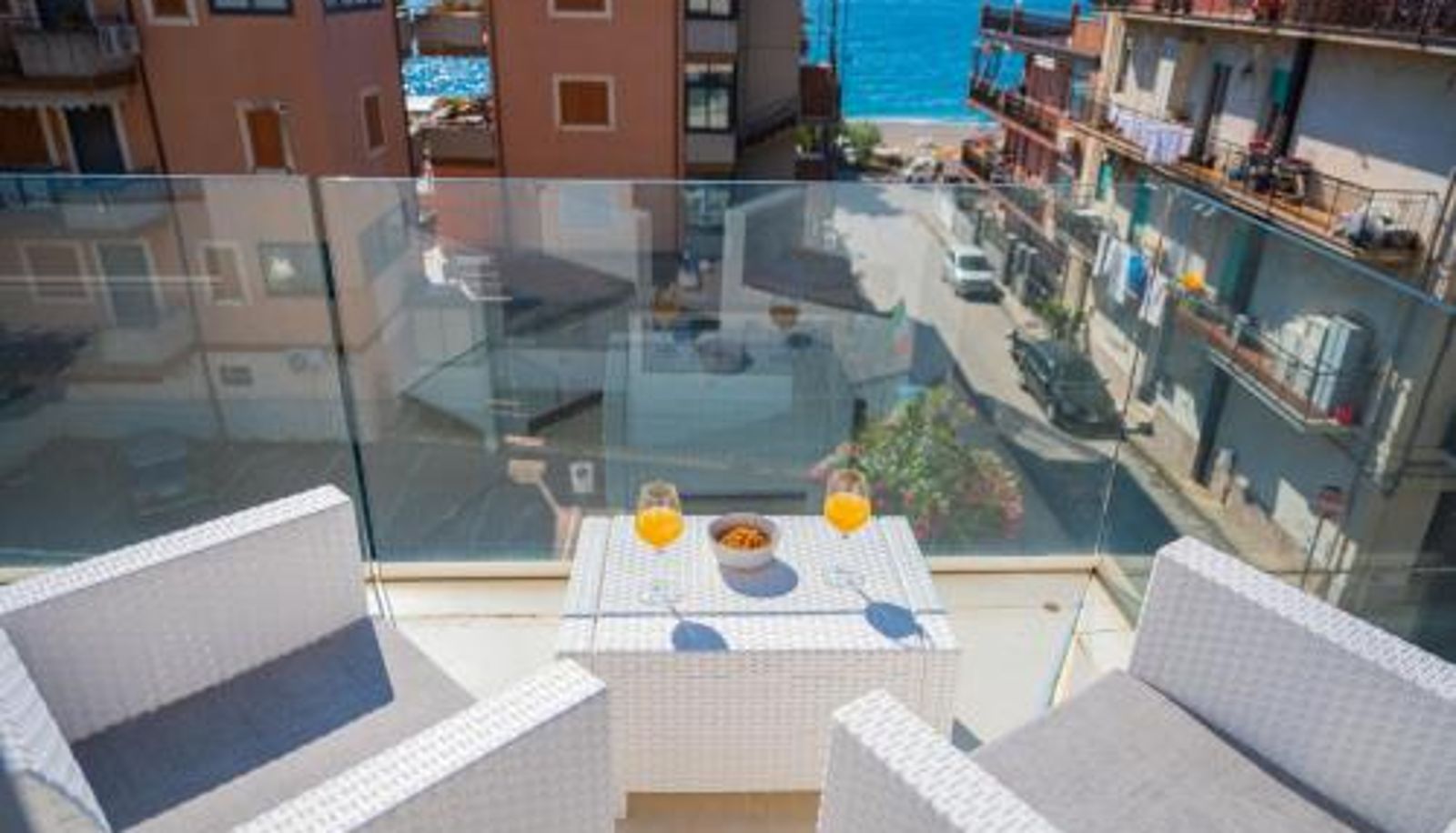 Información - Appartamenti Paolone House Taormina Mare