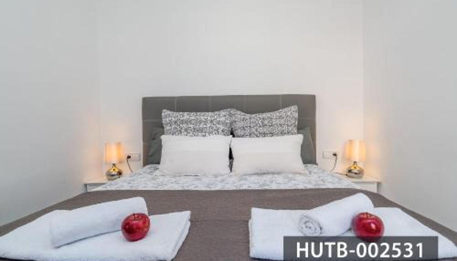 Apartment - Elegantniy Poble Sec