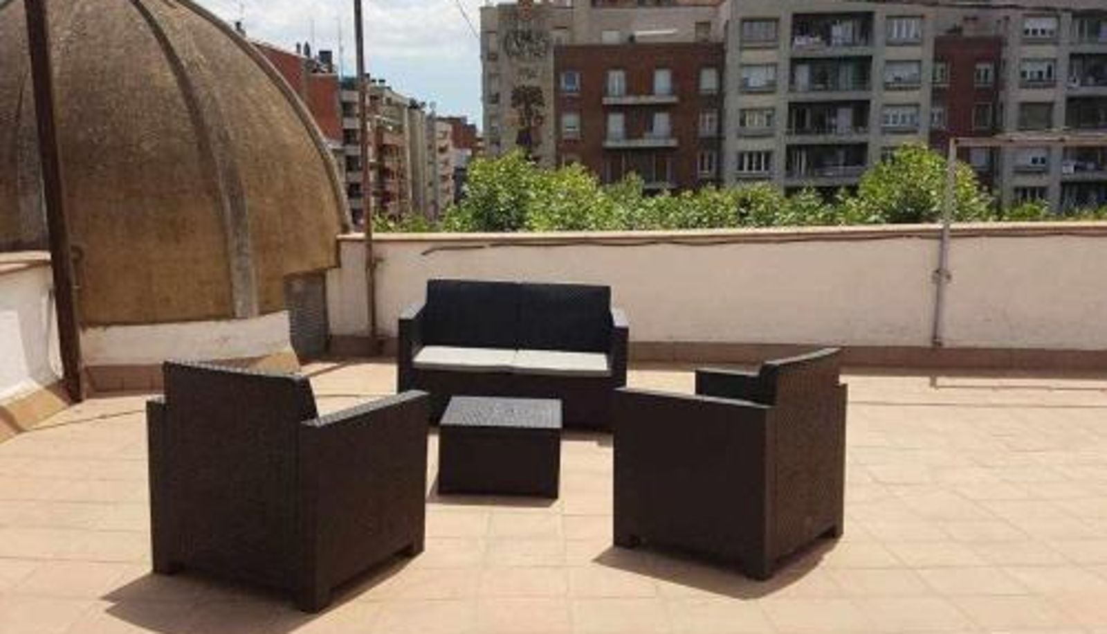 Standard room - New top floor apt with a lot of light & air-con
