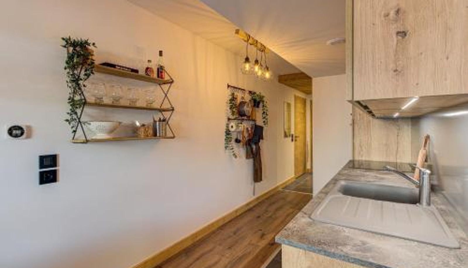 Apartment - Sleeps 6-8  Les Houches  Alpes Agency Apartment des Alpages