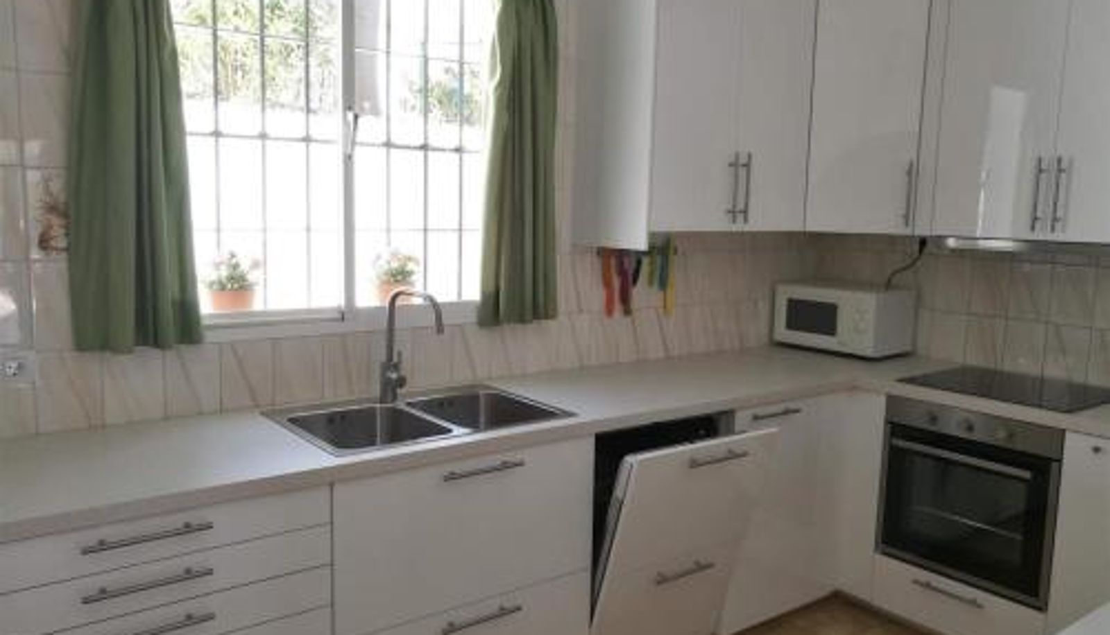 Apartamento - 3 bedroom Spacious Apartment