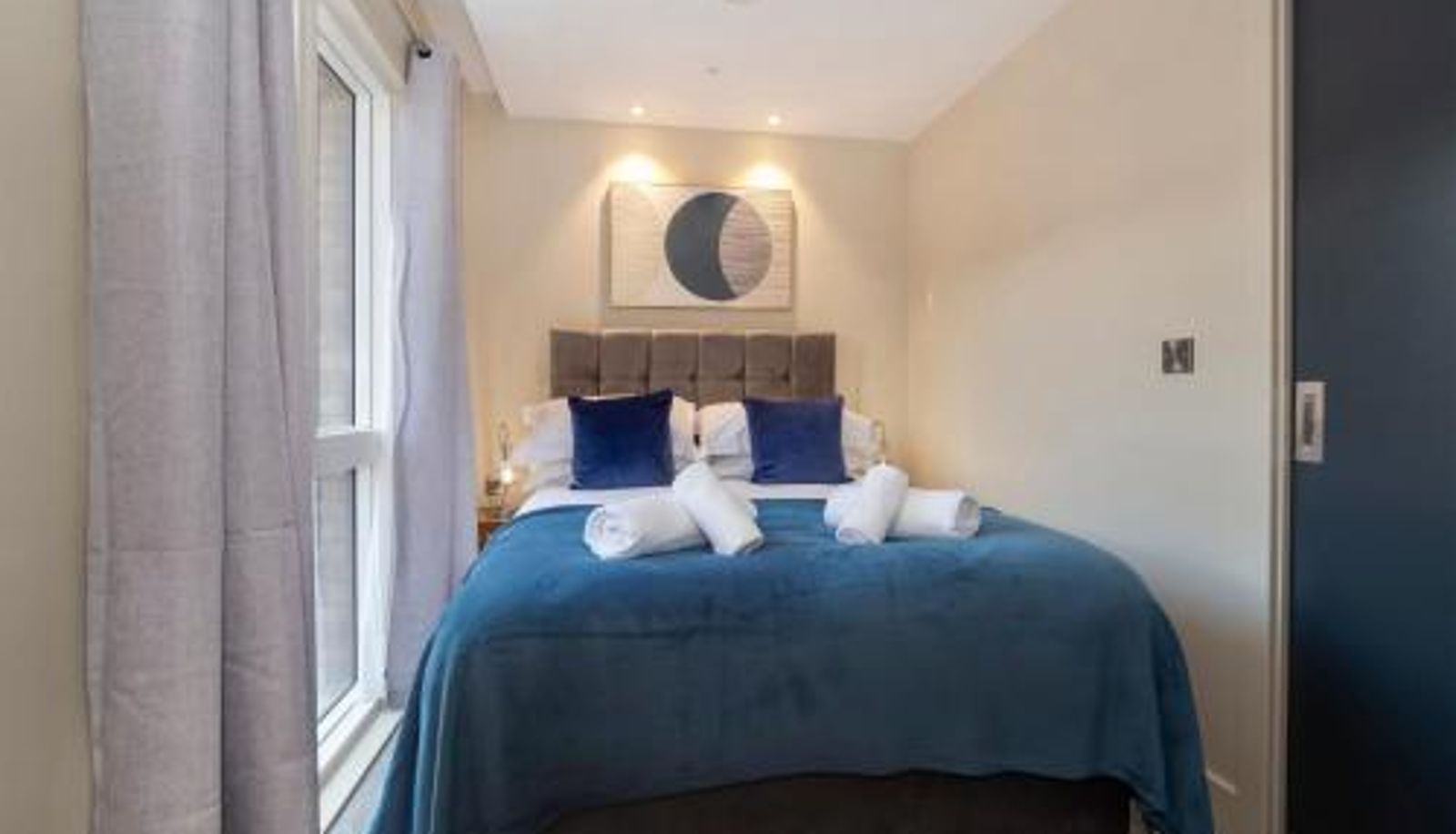 Zimmer - Hudson Quarter Luxury Apartments