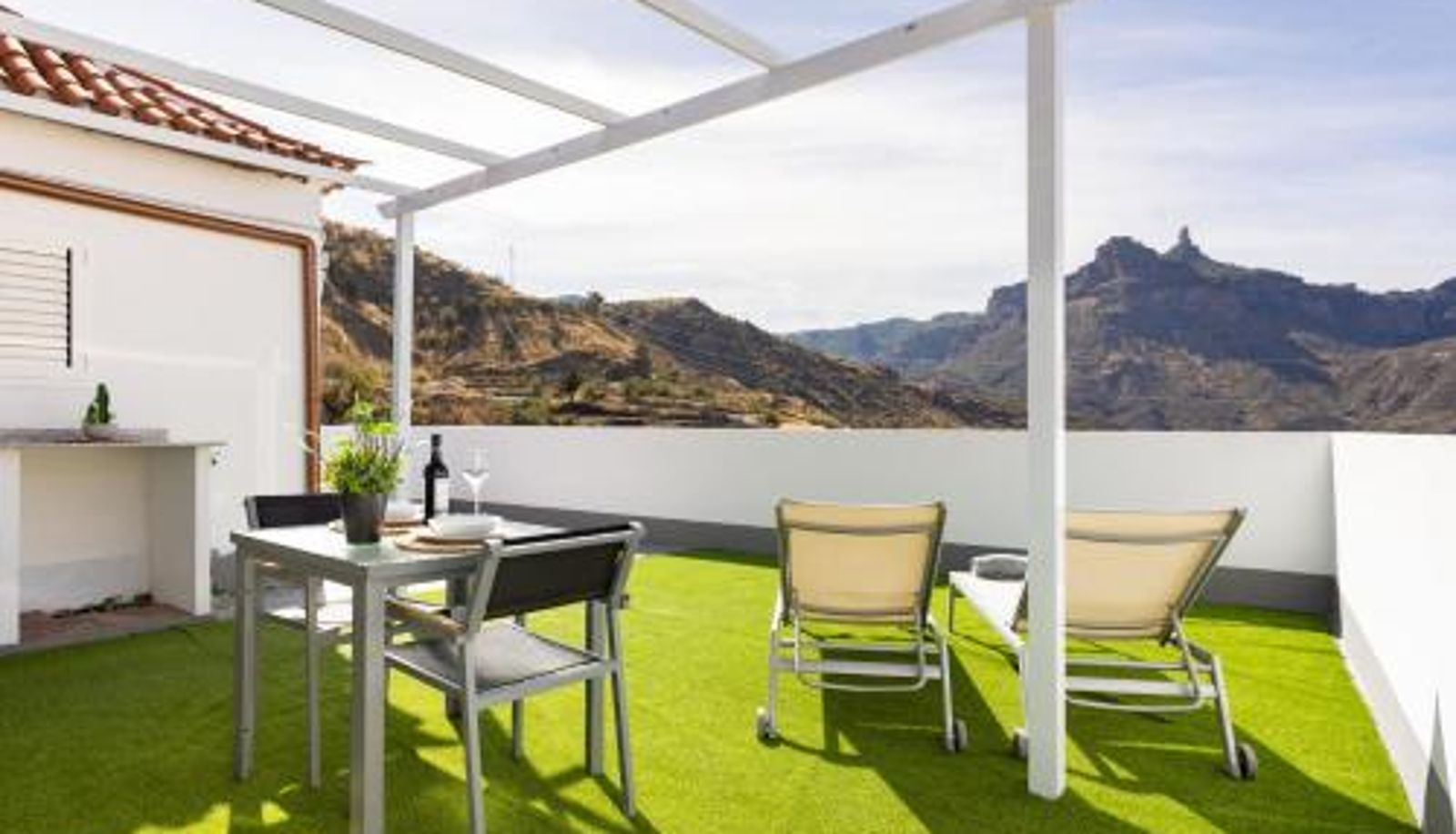 Terrace - Casa Isabela with Roque Nublo view