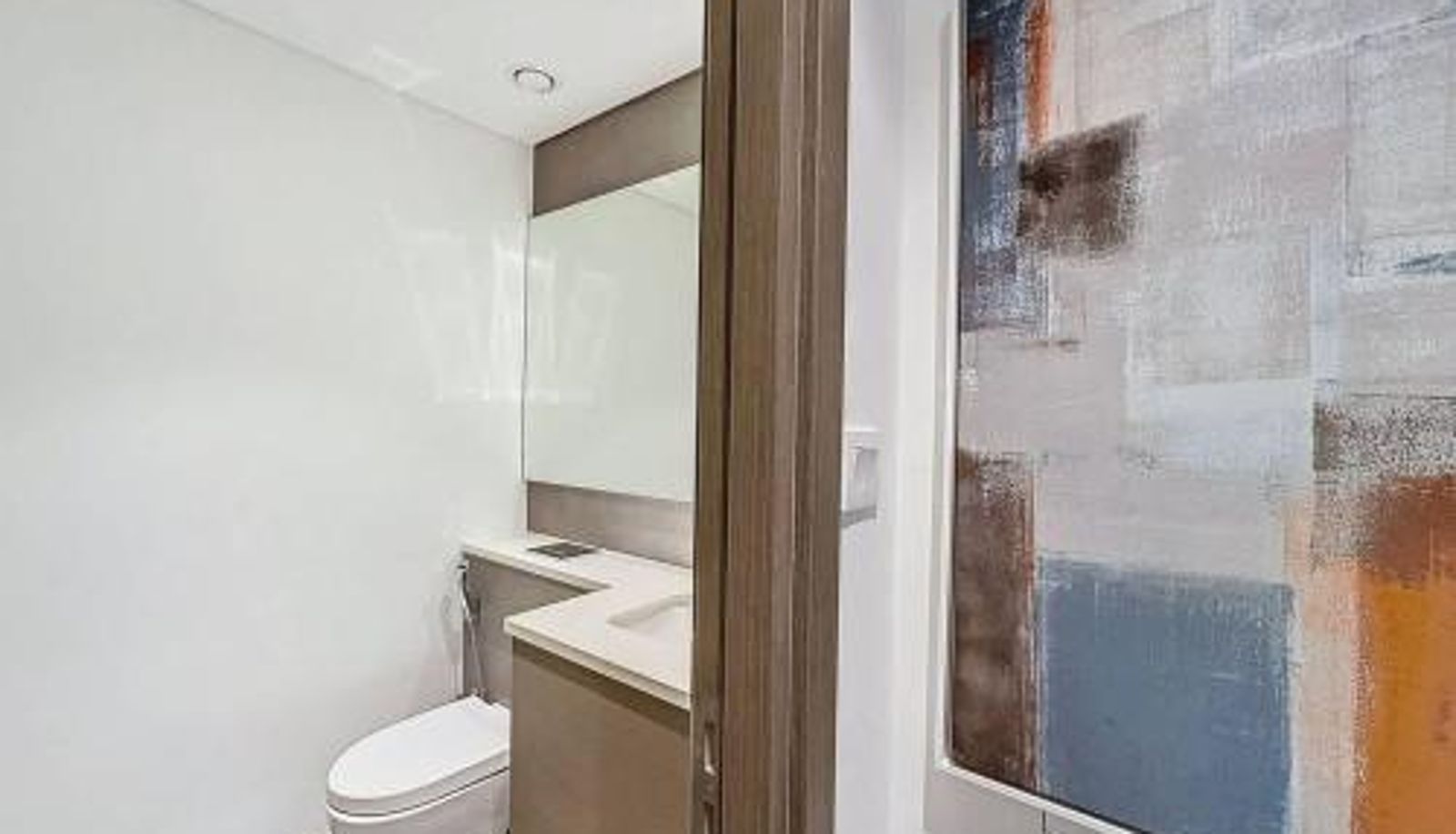 Standard room - FAM Living - Spacious 3-Bedroom Apartment in Creek Gate with Stunning Views