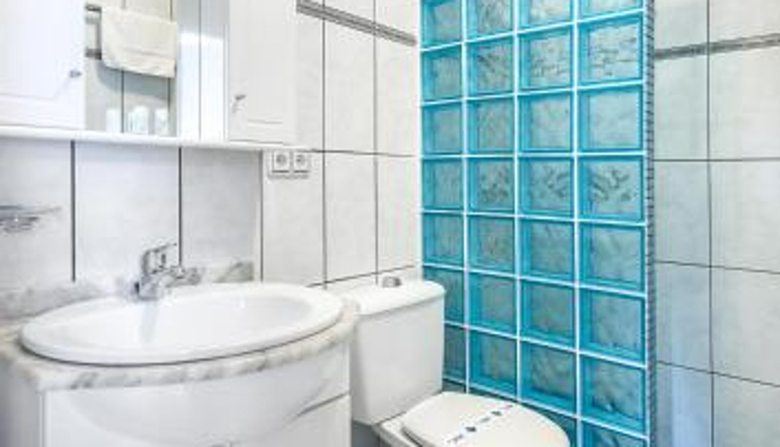 Standard room - Espanhouse Denny three bed room apartment