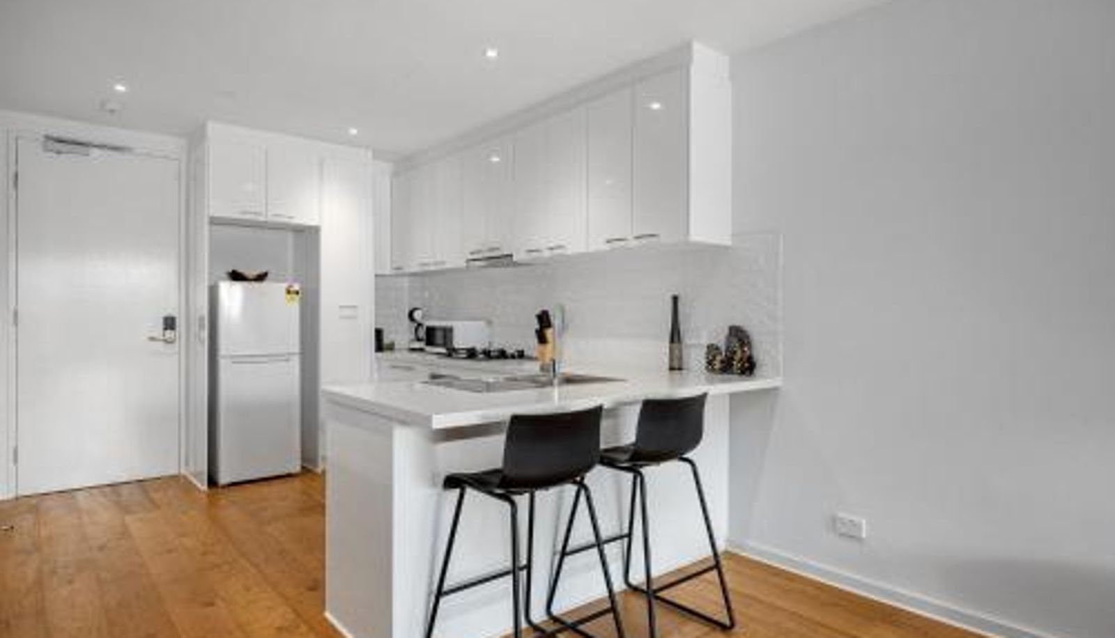 Kitchen - Wattle Beachside Apartment