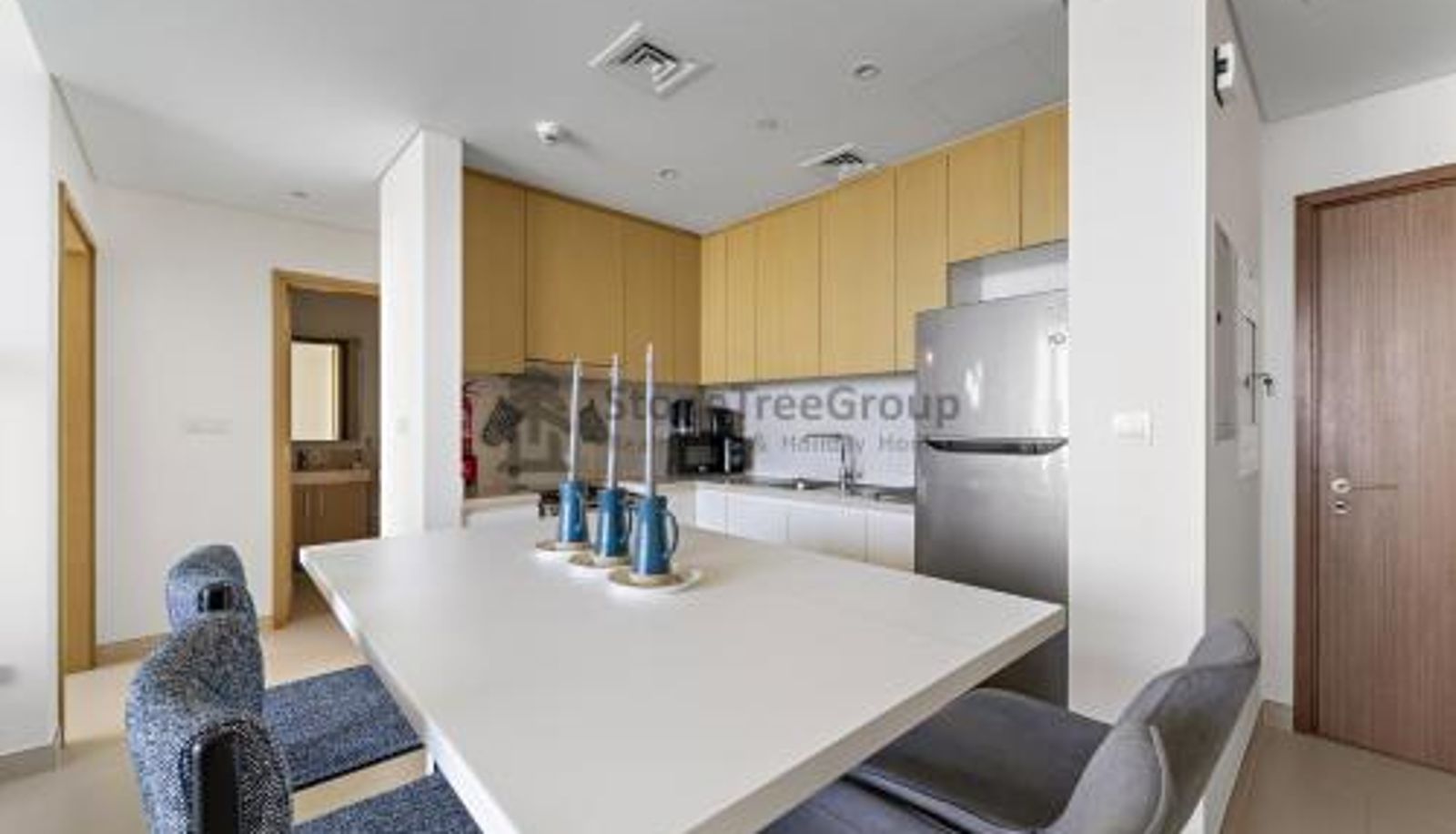 Standardzimmer - 1BR Waterfront Apartment at 5242 Tower 2