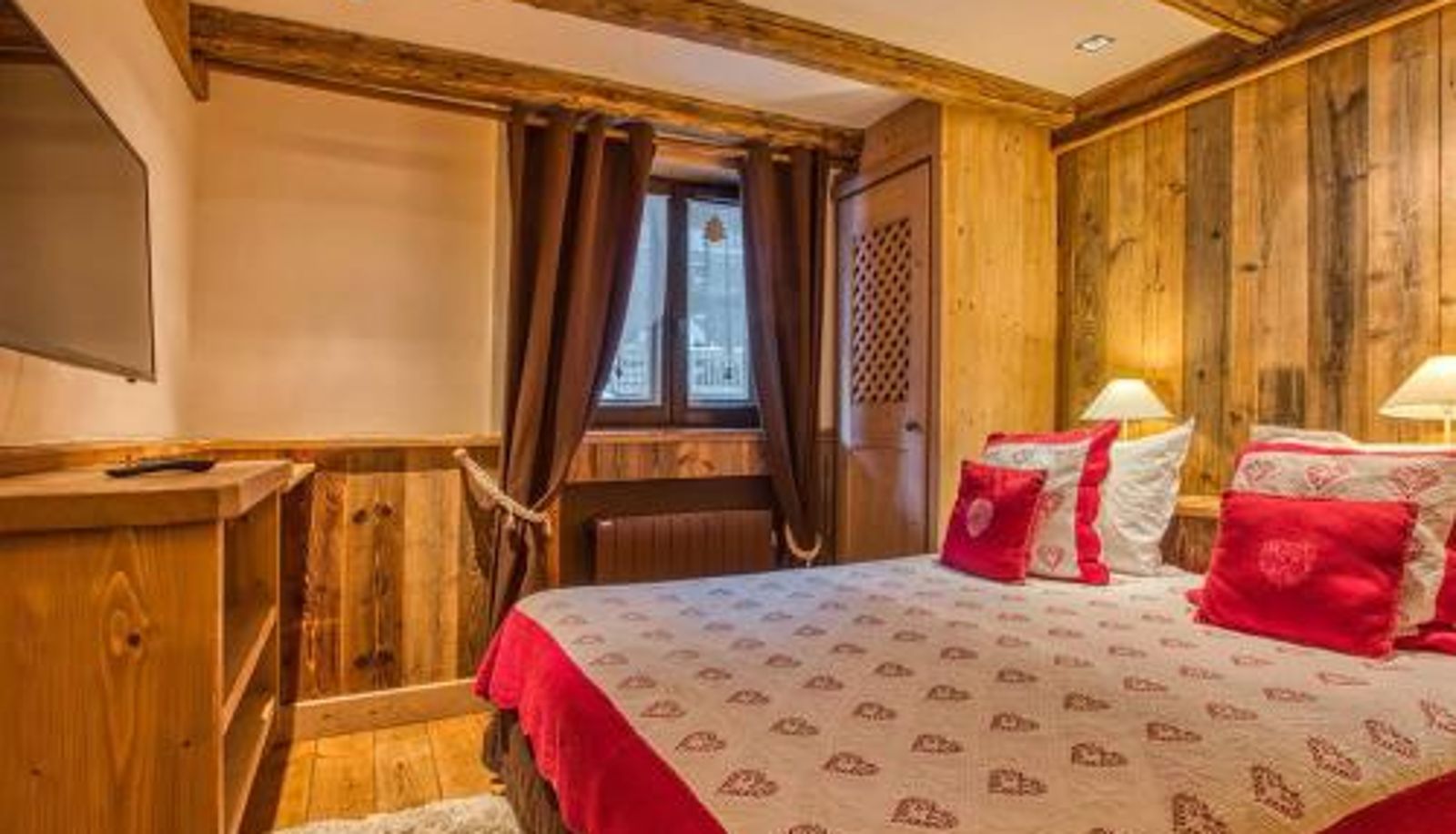 Standard room - WIFI - FR-1-631-165  hammam  balnéo  3 chambres  proche pistes  centre Appartement 112m² Courchevel 1850