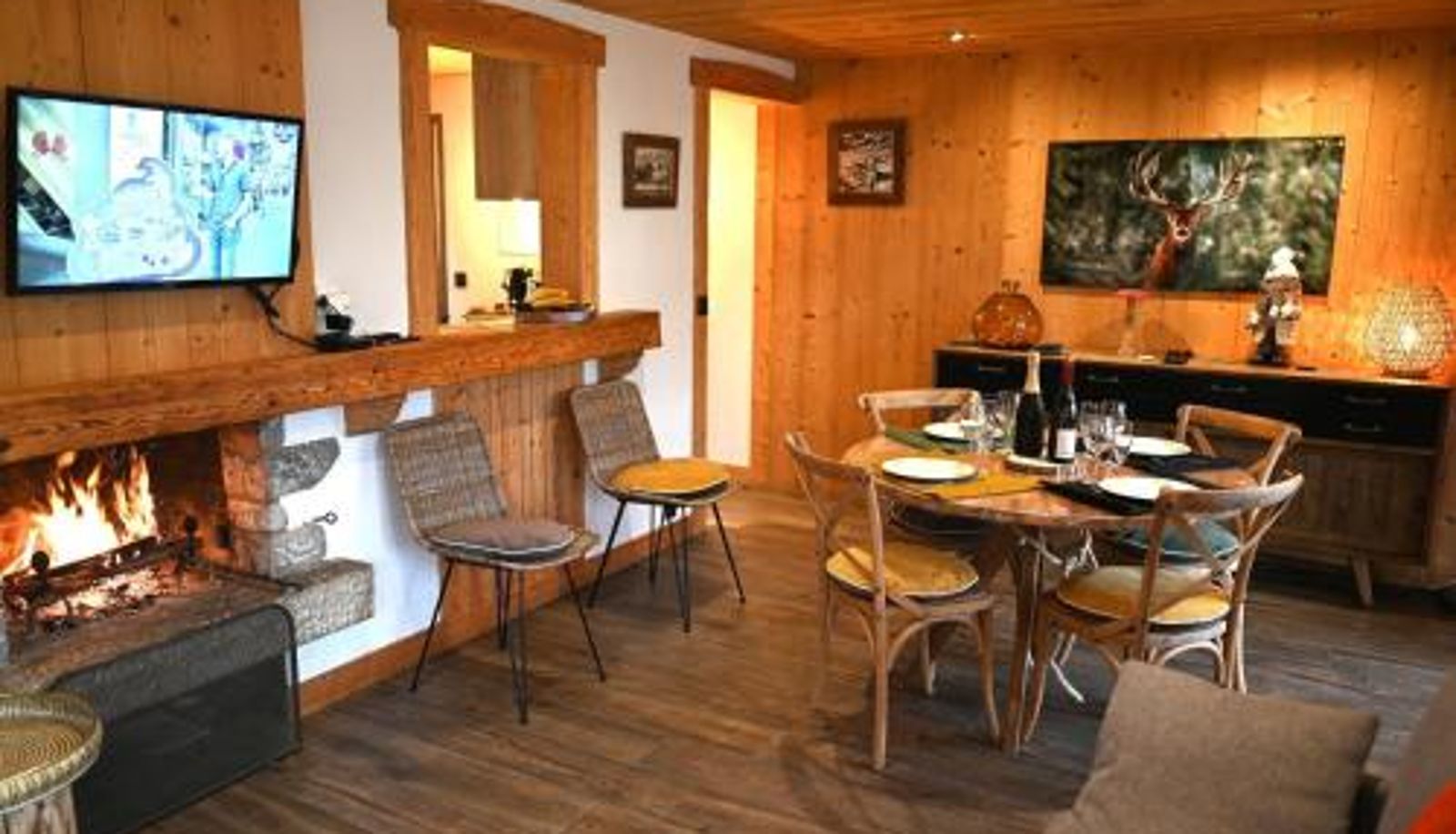 Info - Appartement 2 Chambres avec Terrasse et Parking à La Clusaz - FR-1-459-181