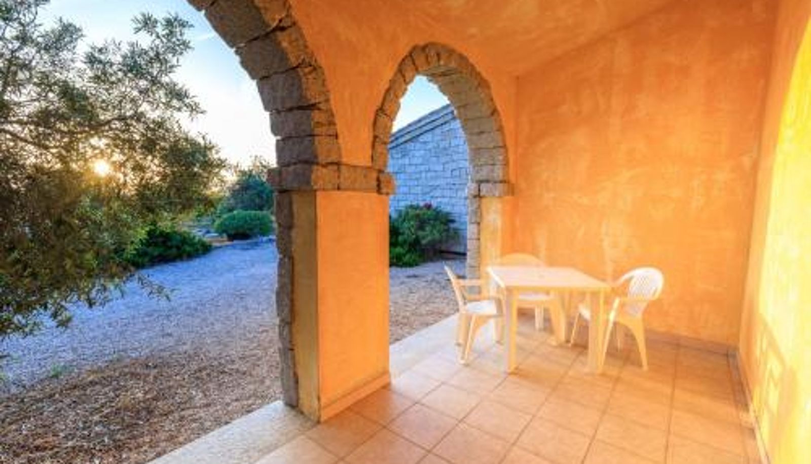 Informacje - 1500 meters from the sea Residence in Badesi with pool 24h