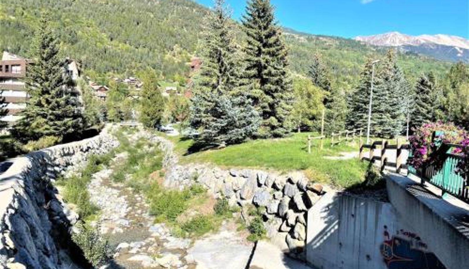 Standardzimmer - pieds des pistes - Serre Chevalier - FR-1-330F-120  balcon sud Studio lumineux 4 pers.