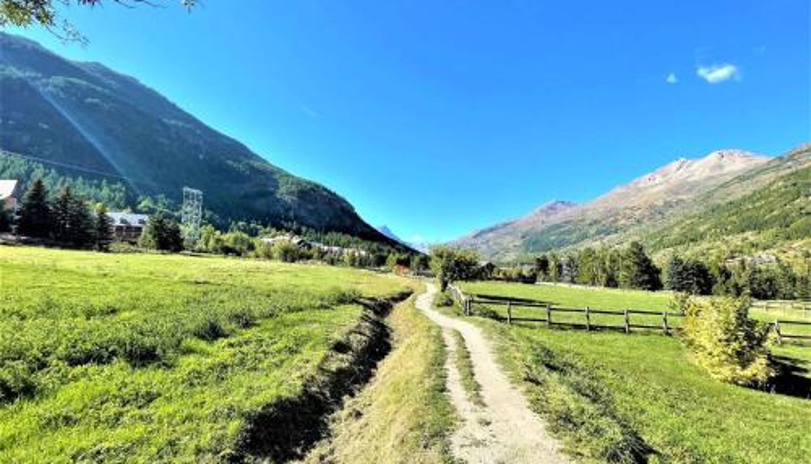 Standardzimmer - pieds des pistes - Serre Chevalier - FR-1-330F-120  balcon sud Studio lumineux 4 pers.