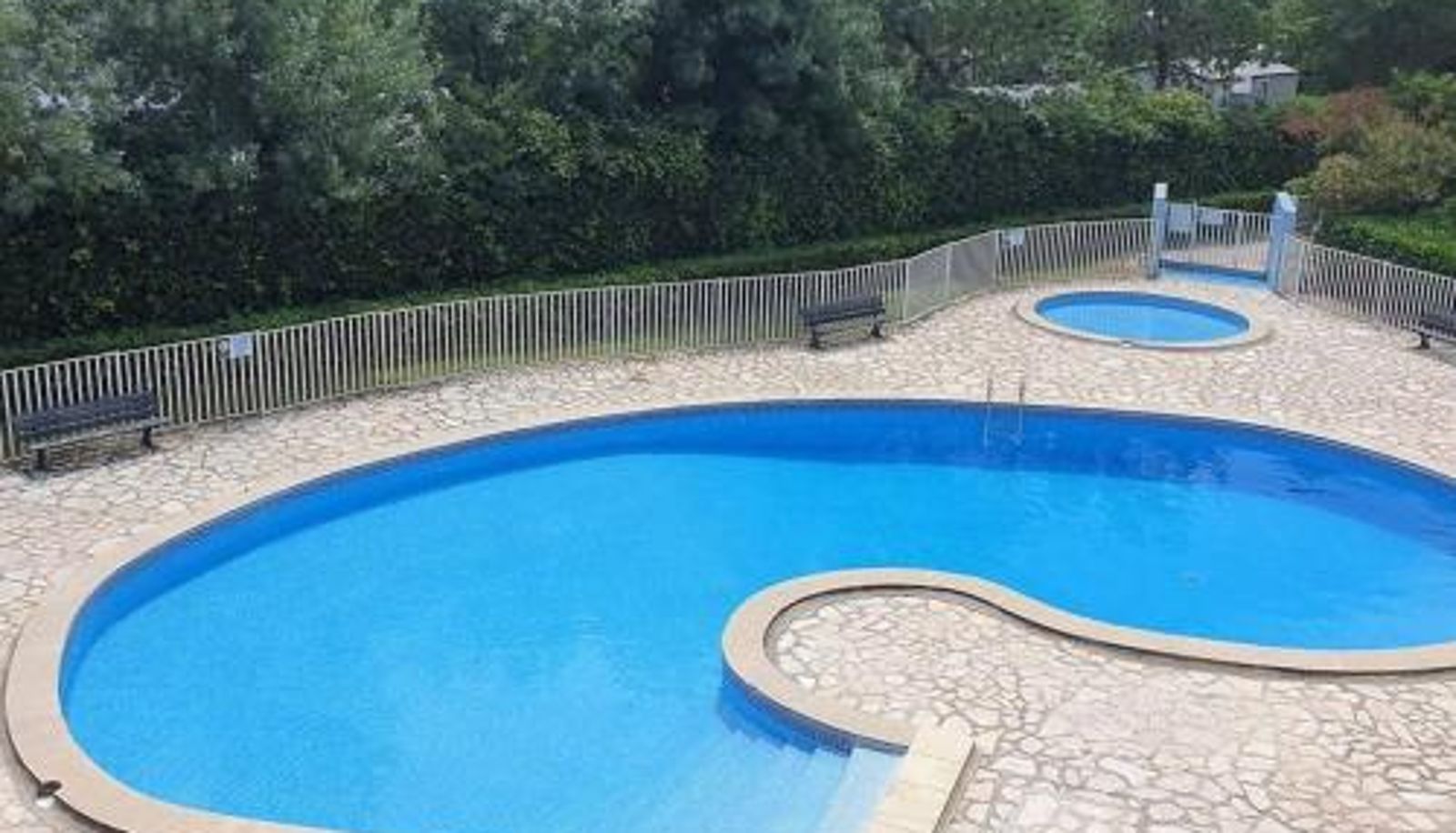 Camera standard - 4 couchages - Argelès-sur-Mer - FR-1-388-55  loggia et parking Appartement lumineux T2 avec piscine