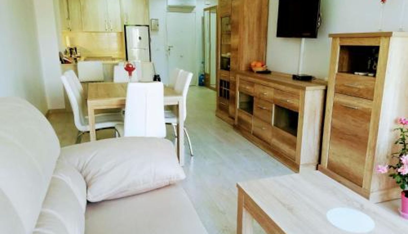 Info - WIFI LUXURY MODERN APARTMENT