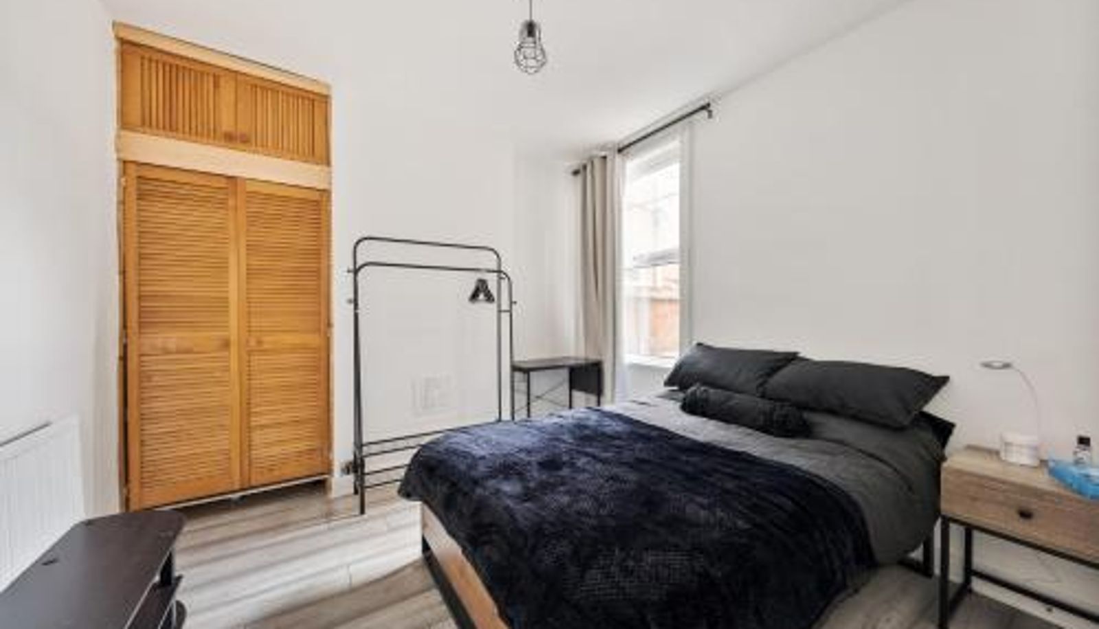 Apartment - Beautifully Modern 2-Bed Apartment w/garden
