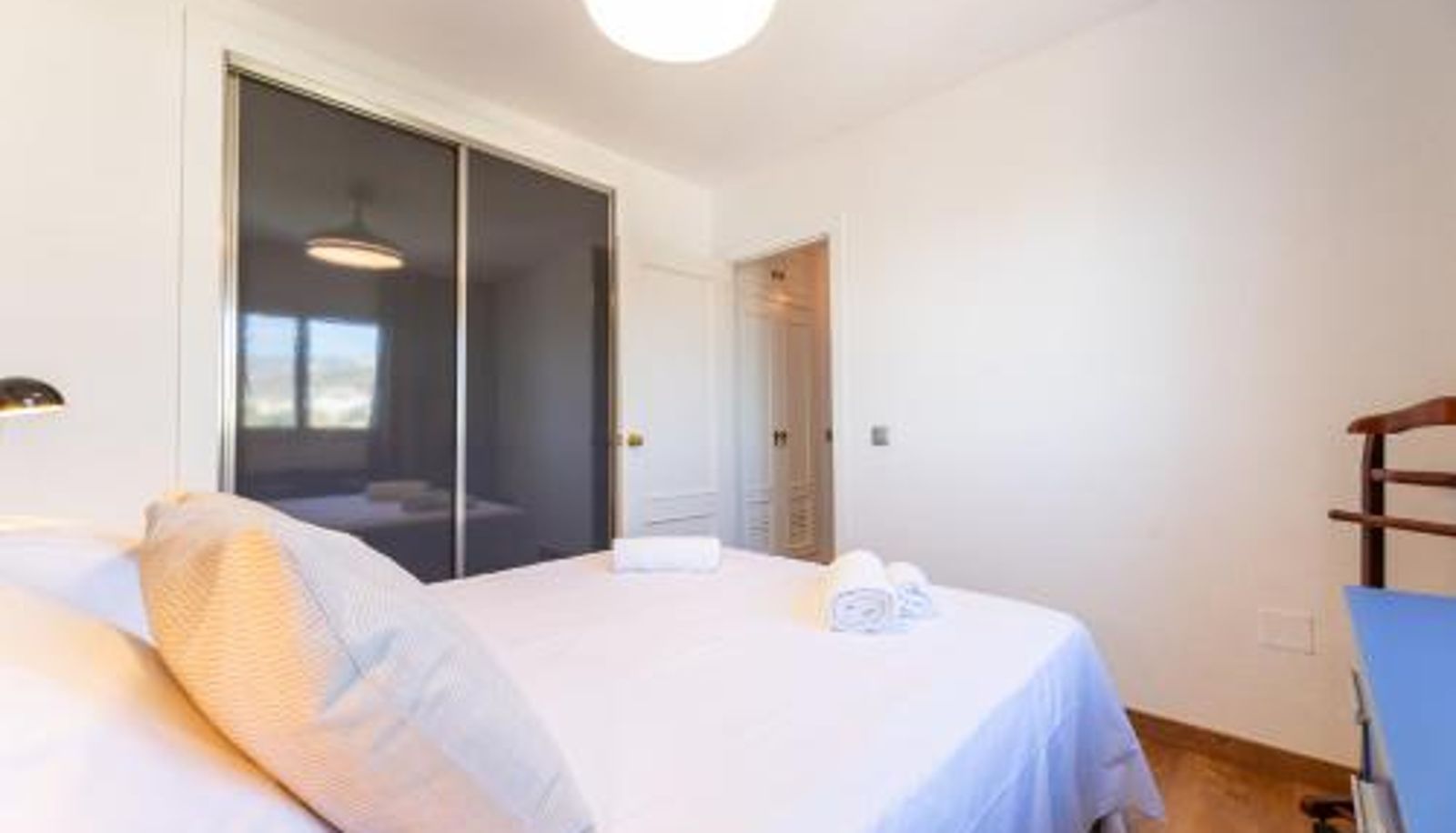 Apartament - VB Myramar 1BDR Penthouse Centre-Coast