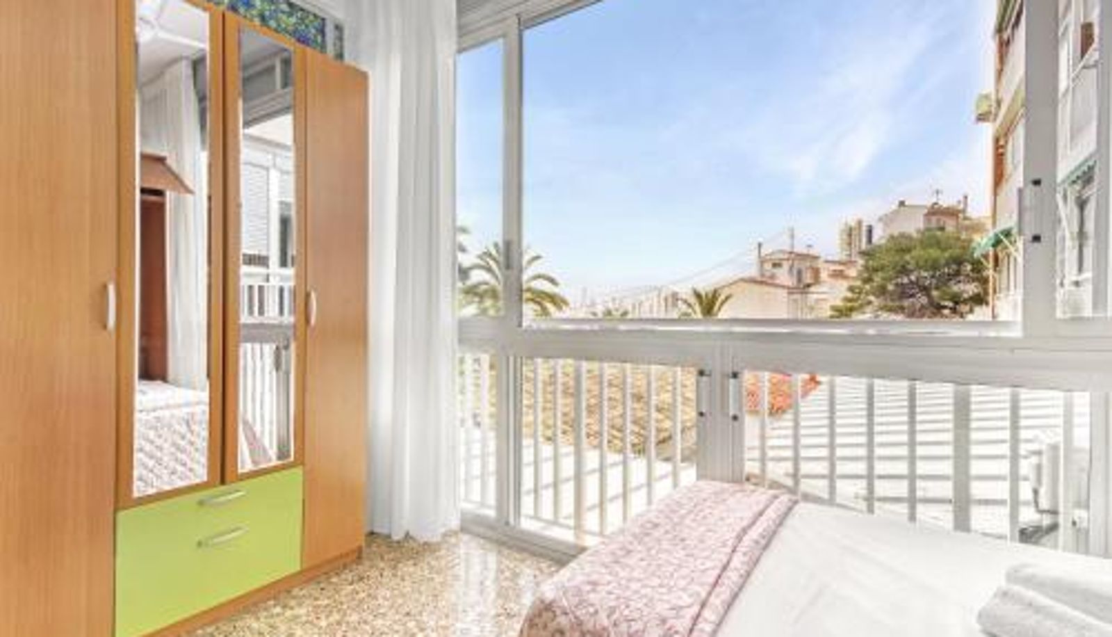 Zona exterior del hotel - Benidorm Beach M y G