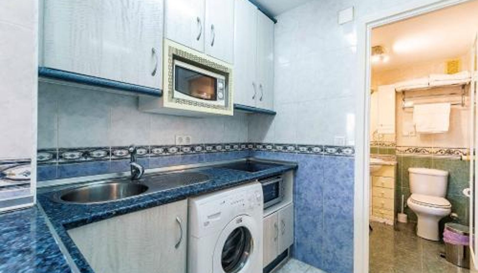 Kitchen - Shared Pool Sea View Apartment in Benalmádena
