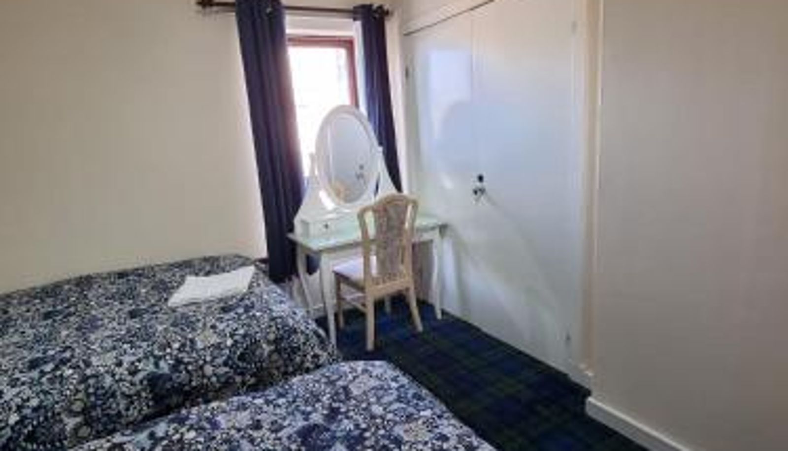 Apartment - Carnarvon Street City Centre Apartment