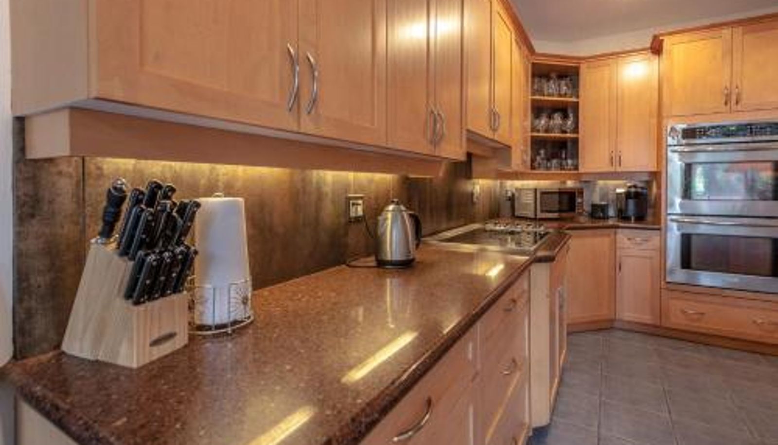 Appartement - Whytecliff Park place near ocean