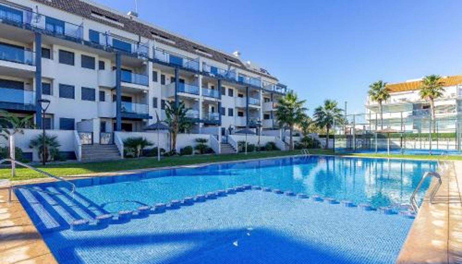 Apartment - Beach Front Apartment In Denia With Wifi