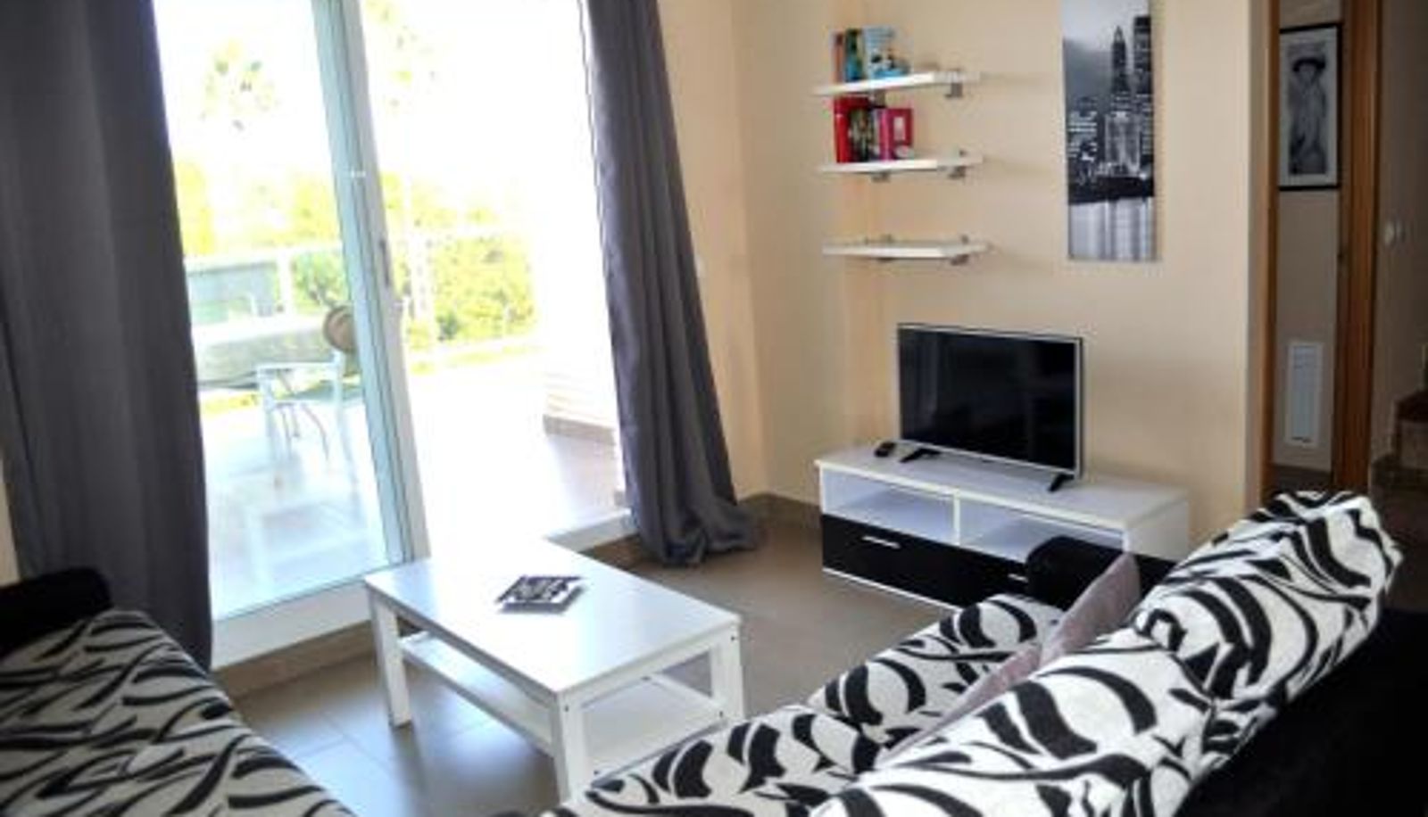 Standardzimmer - by Bookindenia  playa a 100m  3 dormitorios  ático Brisas C8