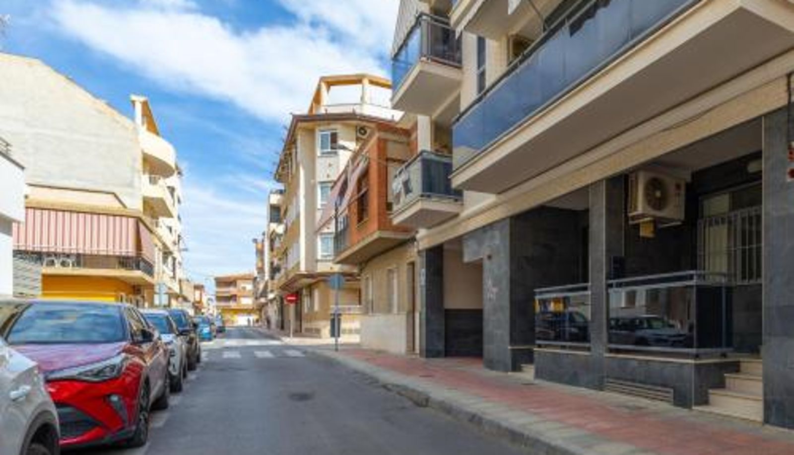 Apartment - Enjoy life in our apartment. Wifi Parking