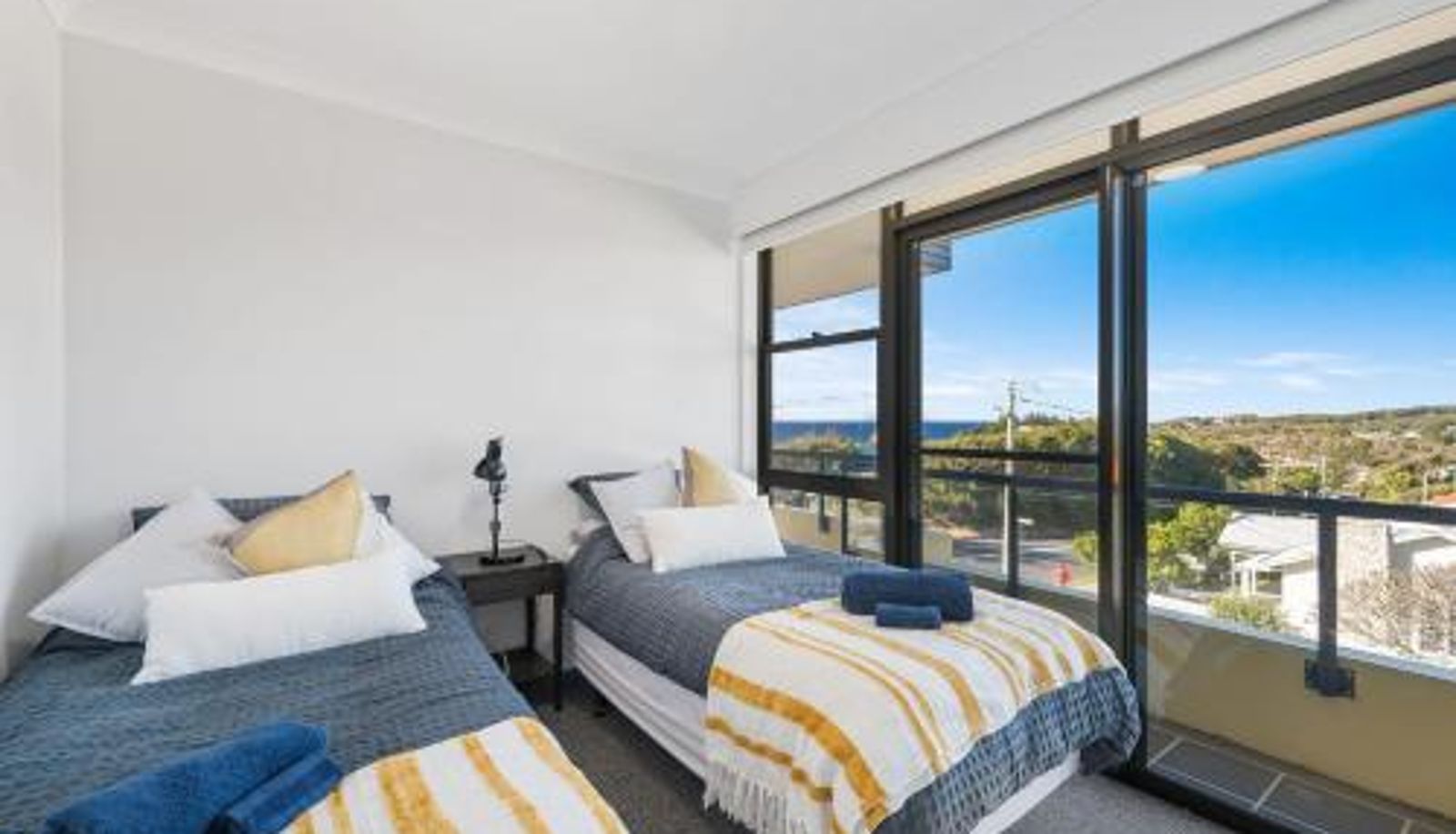 Apartment - Pacific Retreat