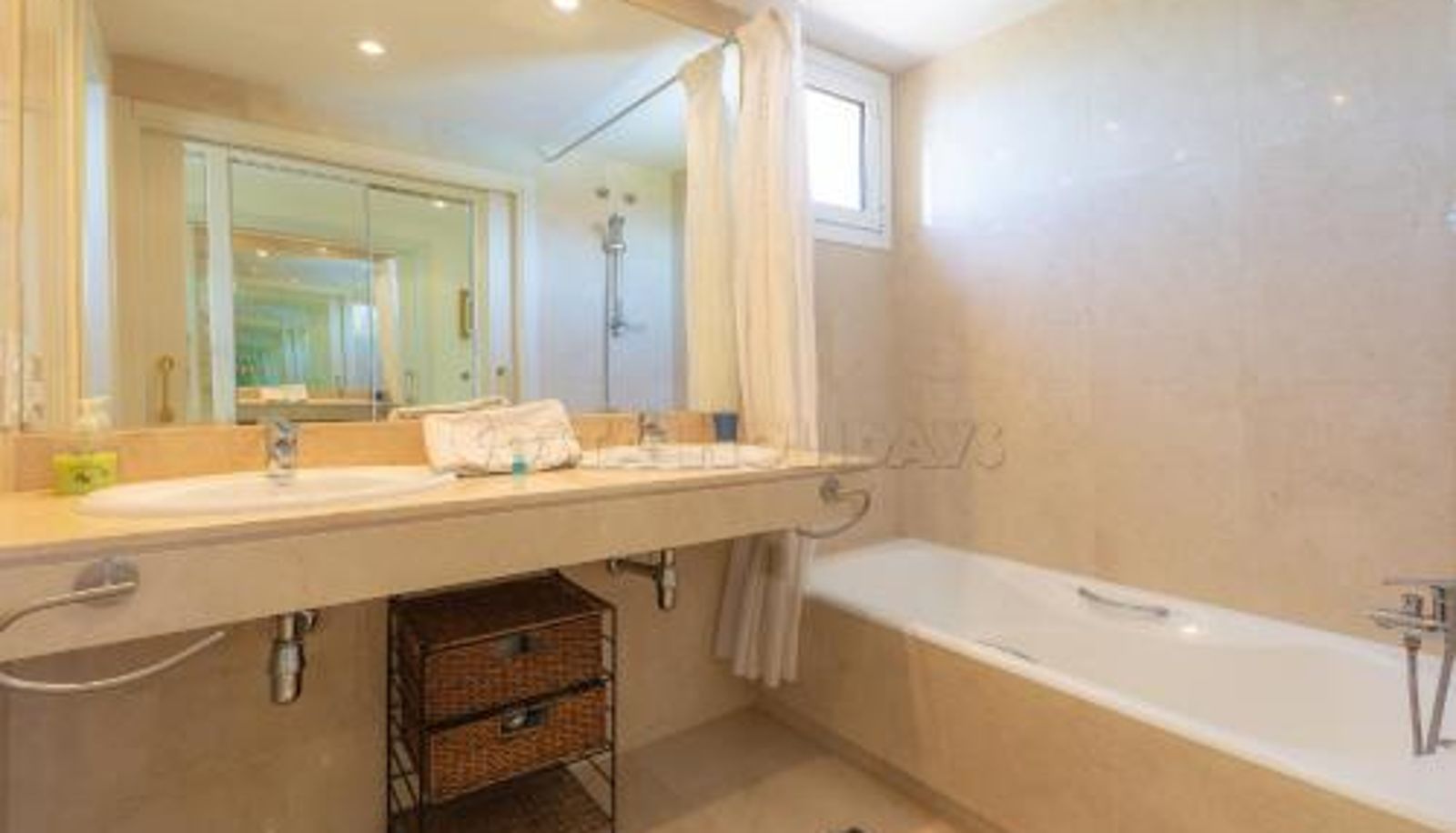 Appartement - los granados 1221