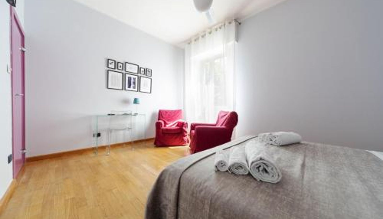Appartement - GuestHost - Sant'Orsola Colorful Huge Apartment