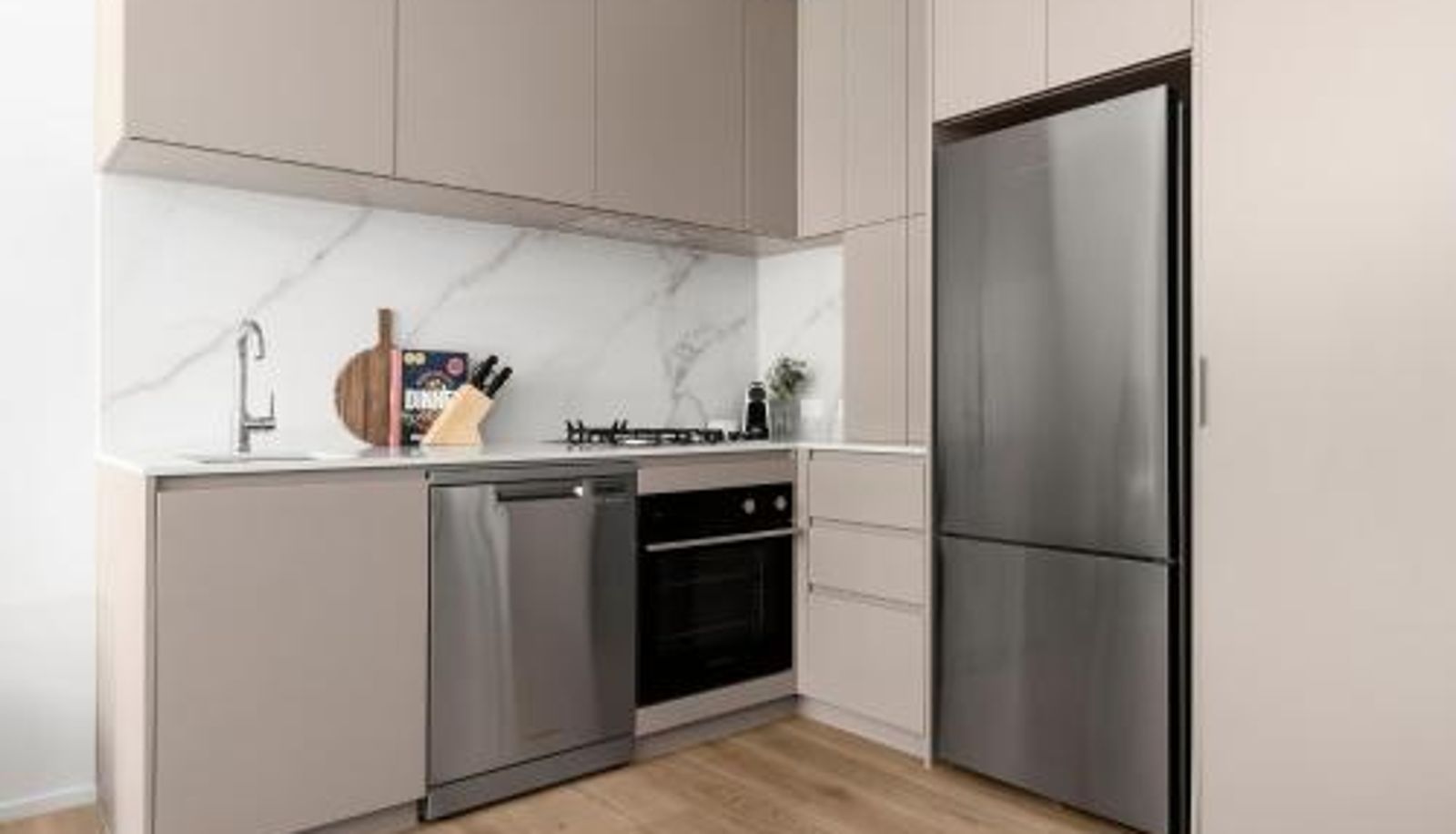 Info - Caulfield Apartments by Urban Rest