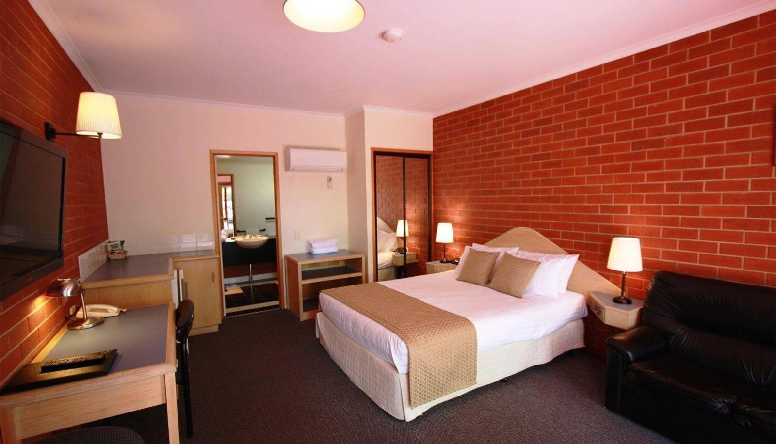 Room - Comfort Inn Lady Augusta