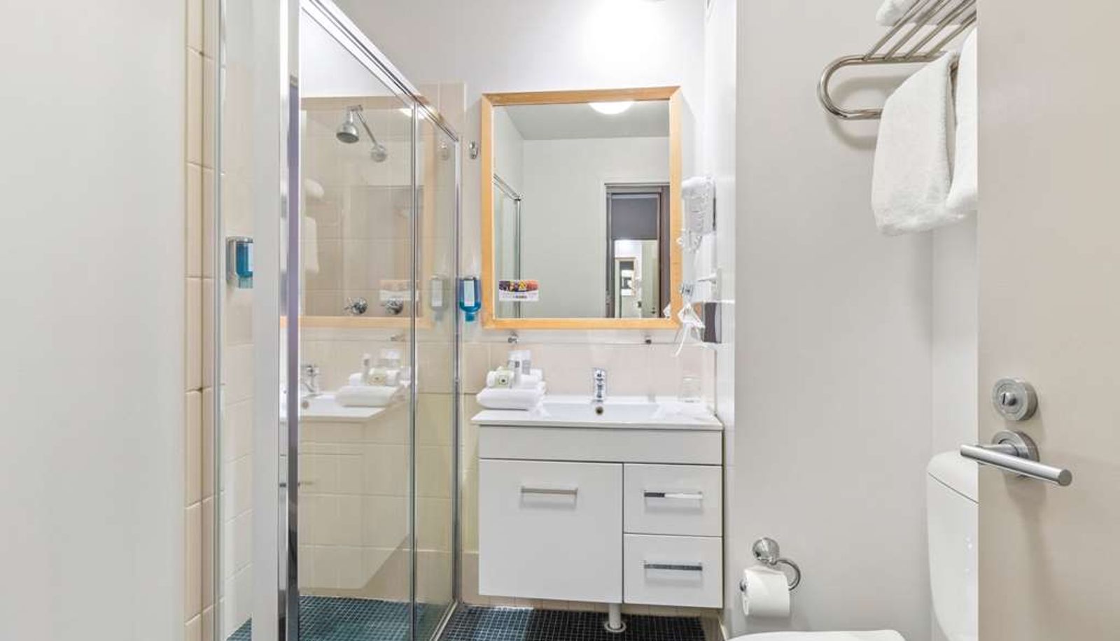 Room - Quality Hotel Dickson