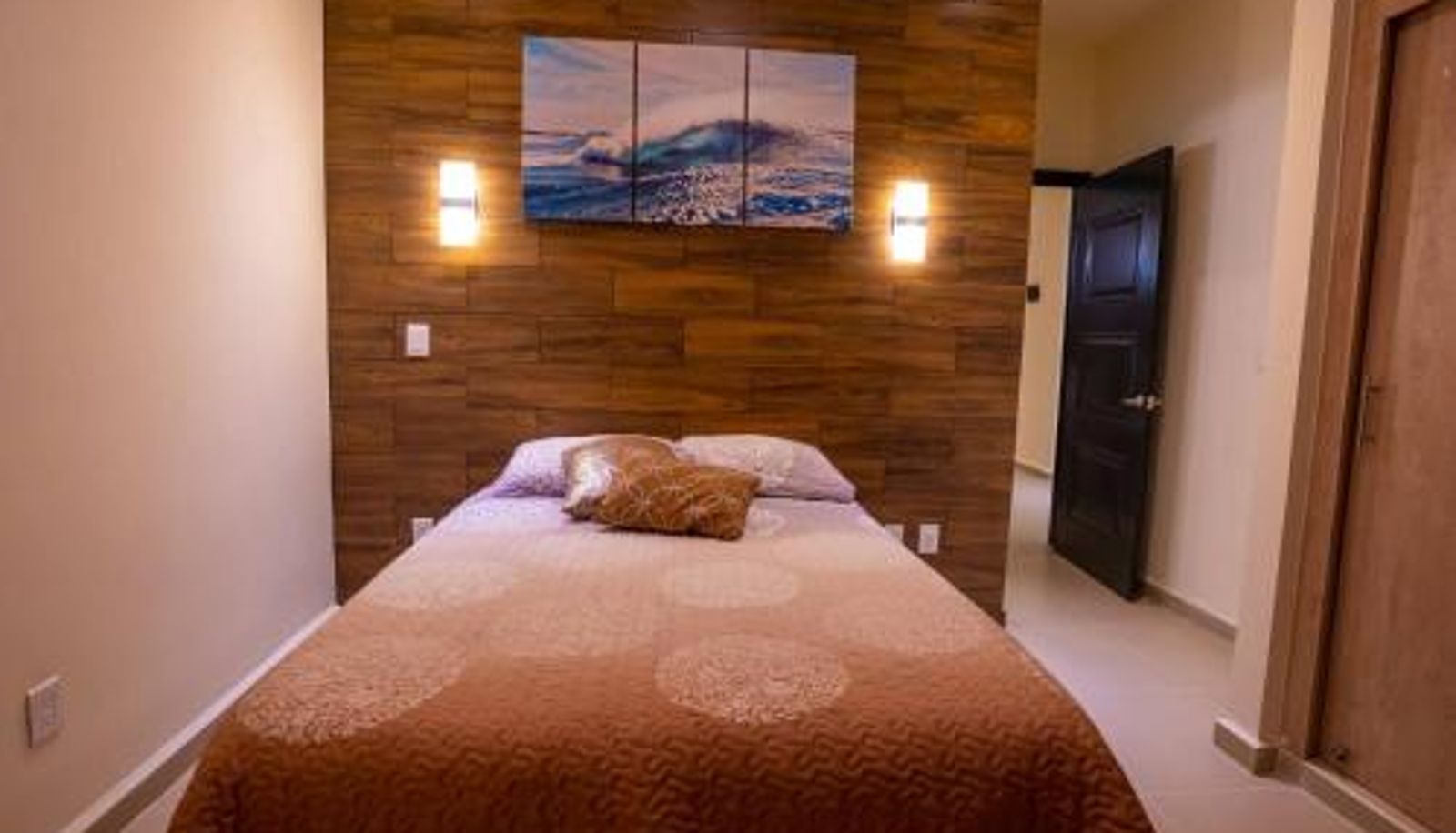 Apartment - Luxury Apartment With Poll