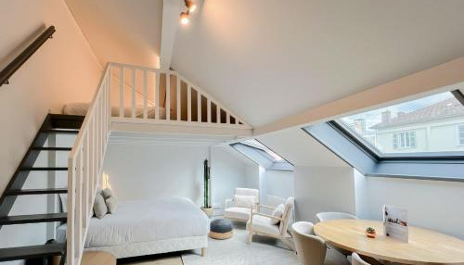 Standardzimmer - Cloud Stylish flat with jacuzzi near city center