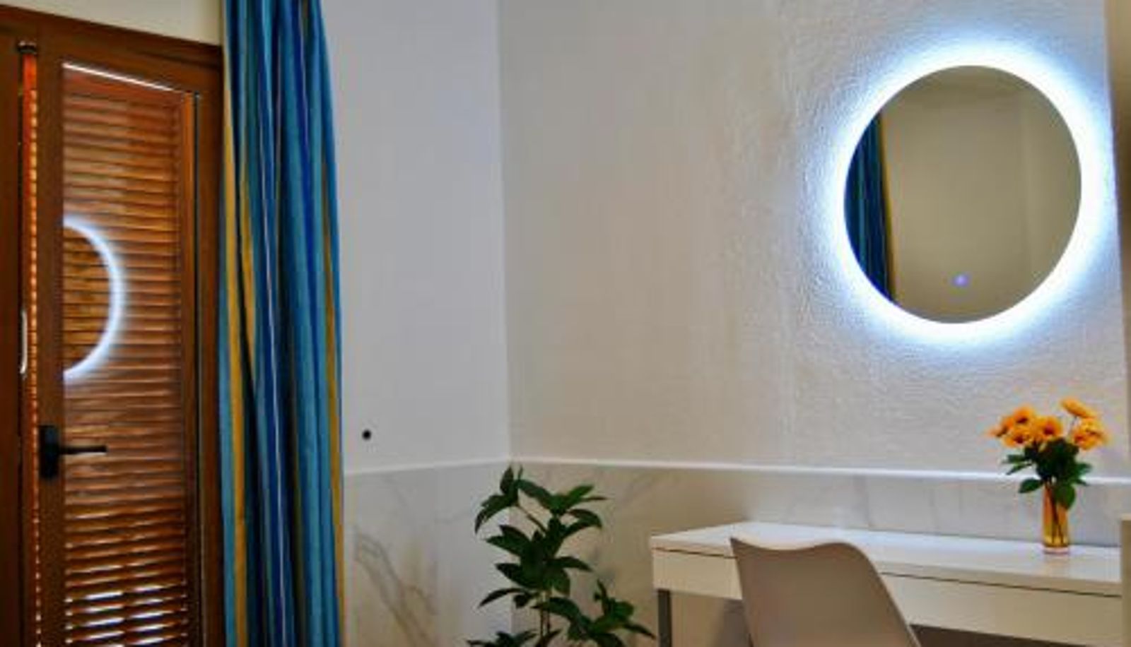 Apartment - Montecarlo 35&45 first row with air conditioning & WI-FI & sound insulation
