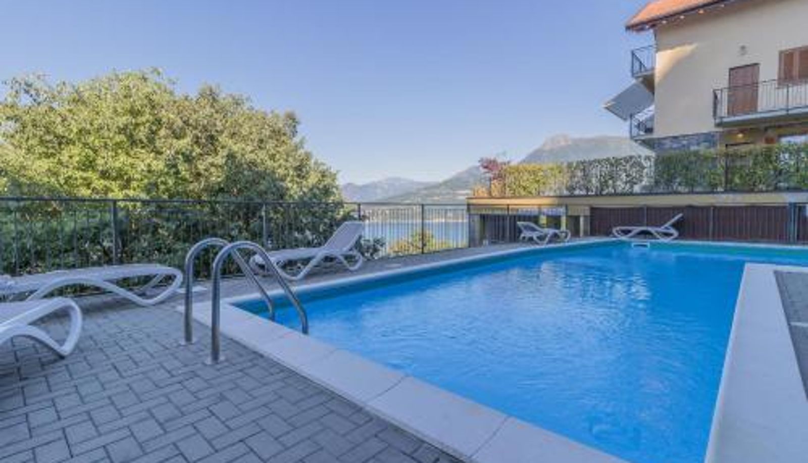 Apartment - The Patio over Varenna