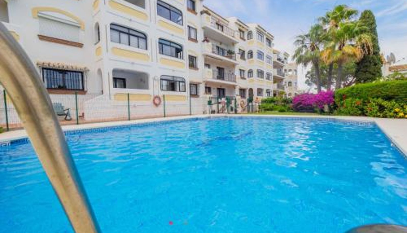 Piscina - Cubo's Apartamento Las Acacias Beach