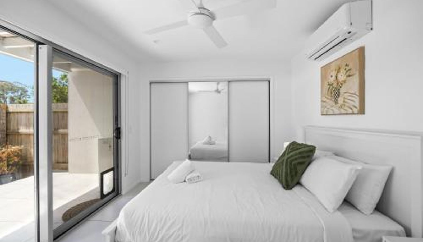 Apartment - Azure River Side Townhouse