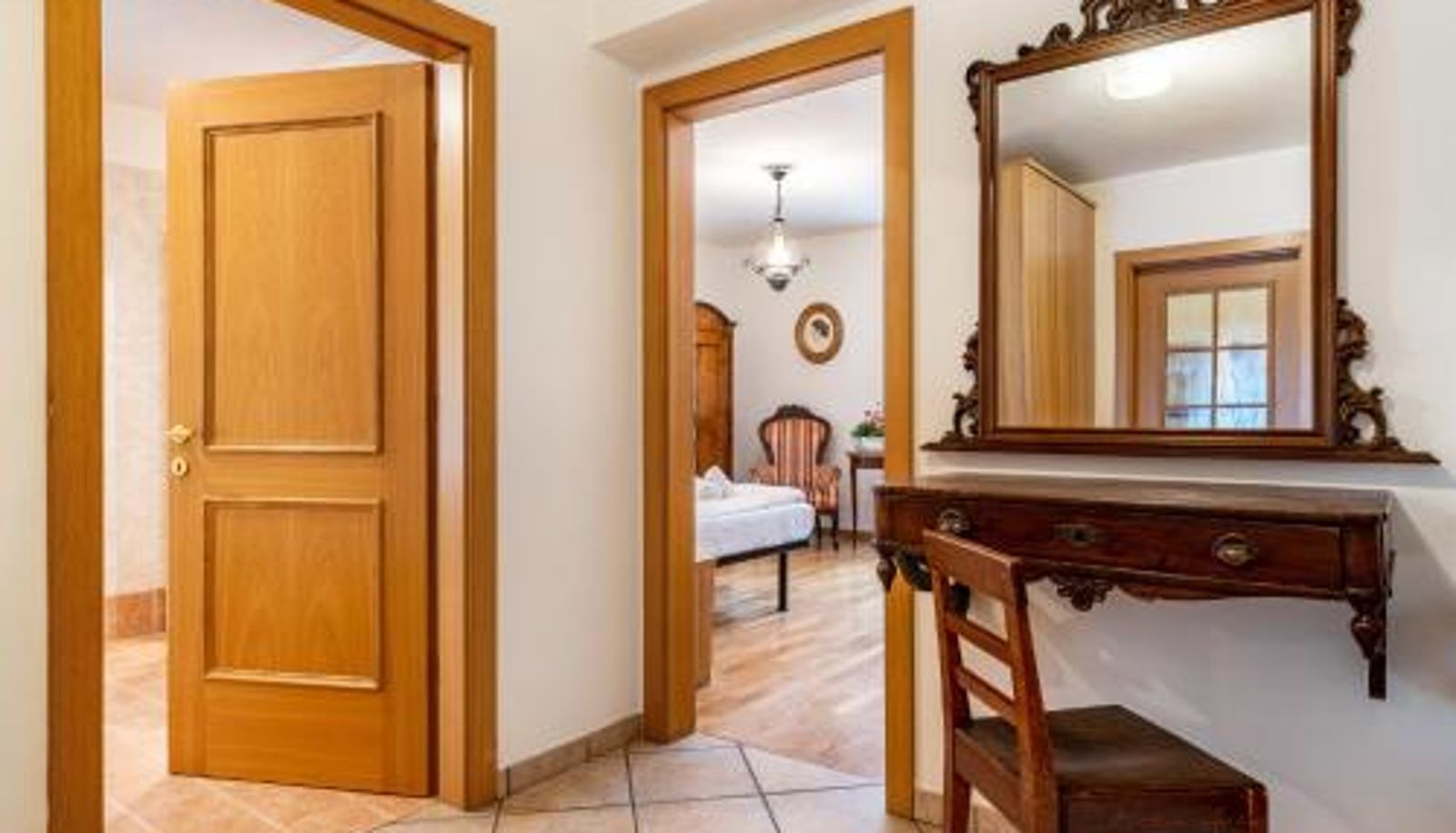 Standardzimmer - Luxe Historic Chateau Ciasa Soldà 1