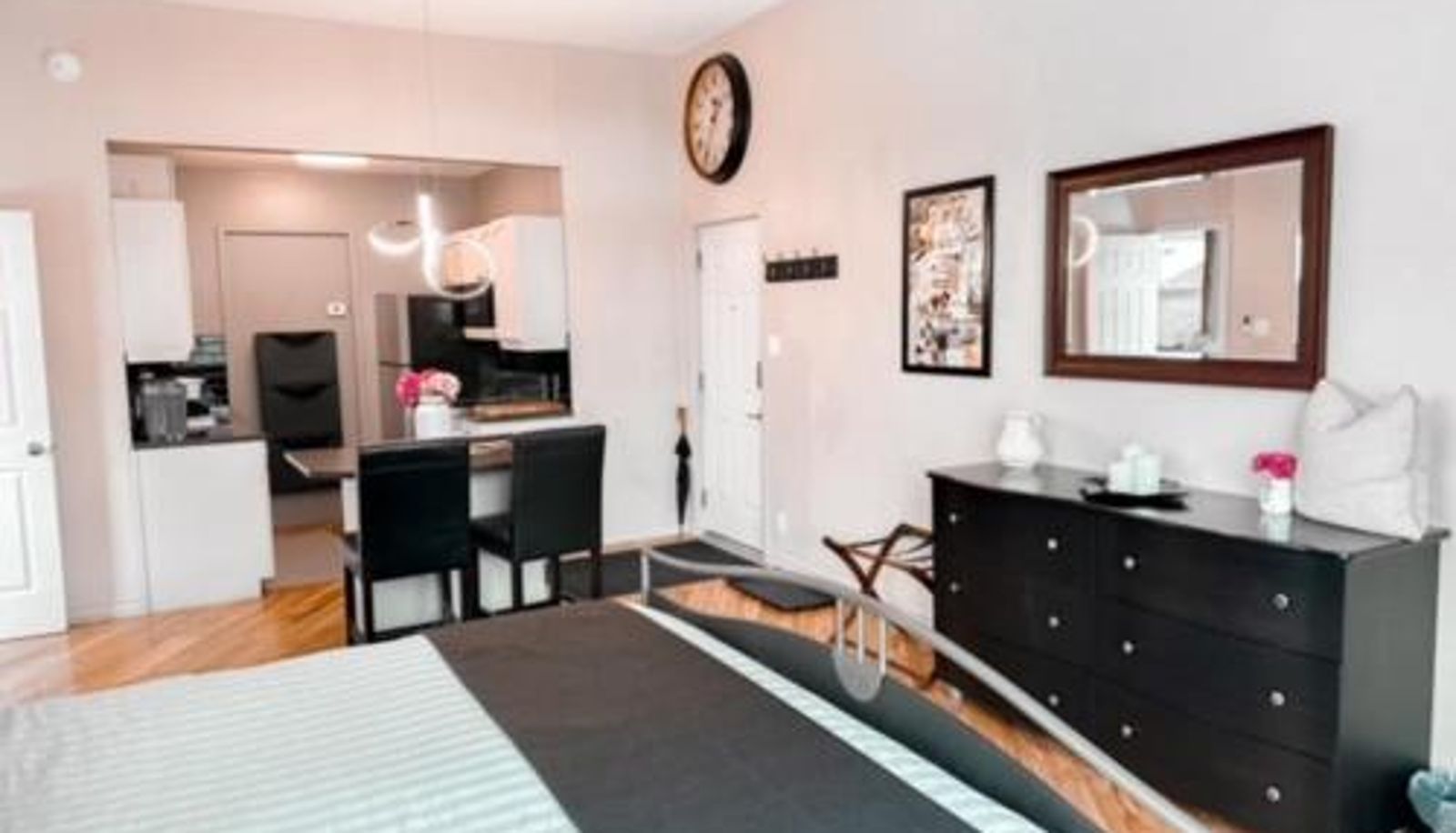 Apartment - Etherington Suites
