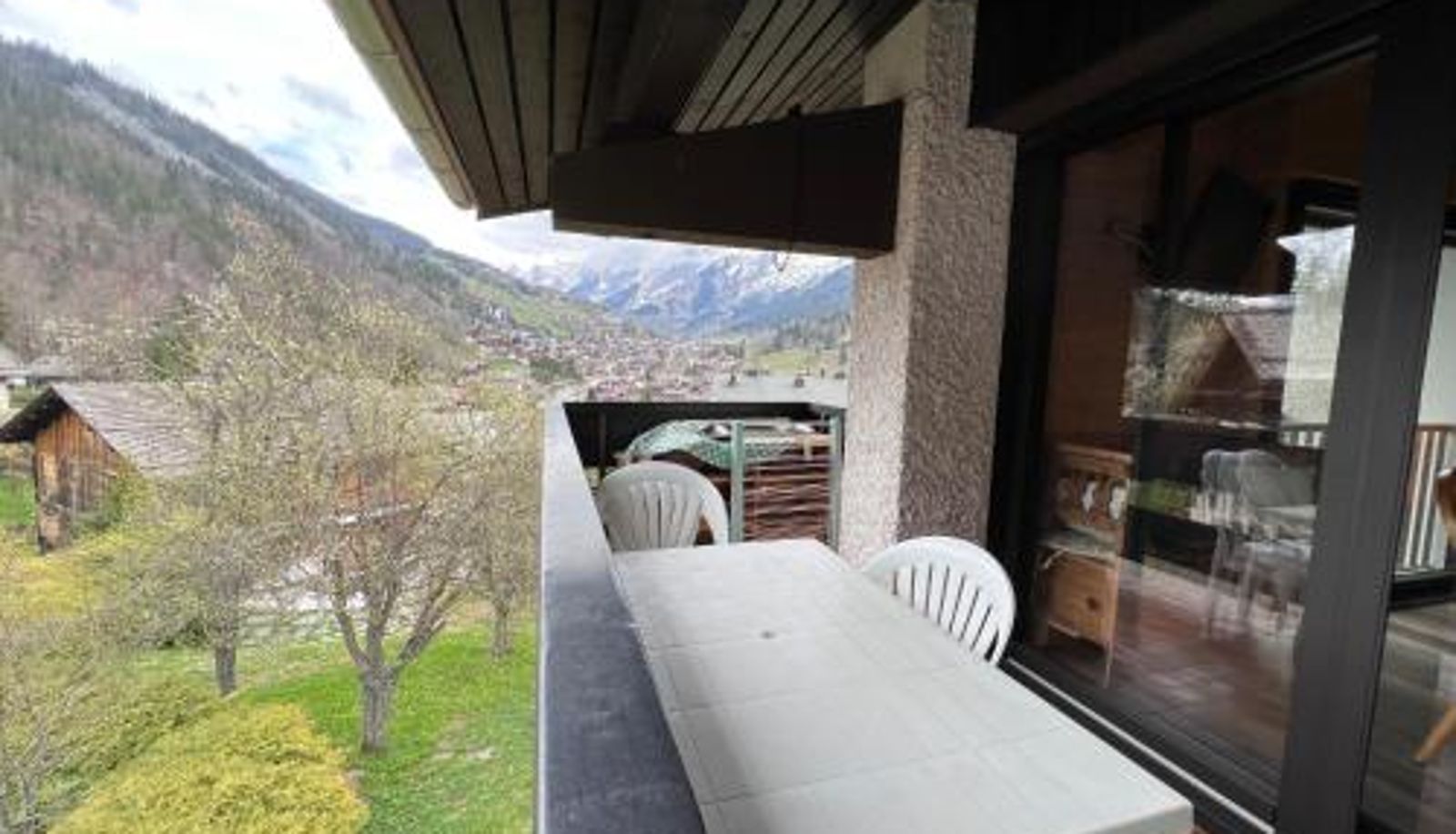 Terasse - belle vue Sapaudia G - Appartement skis aux pieds