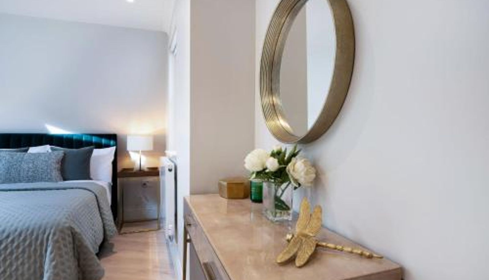 Standard room - Marble Arch Suite 7