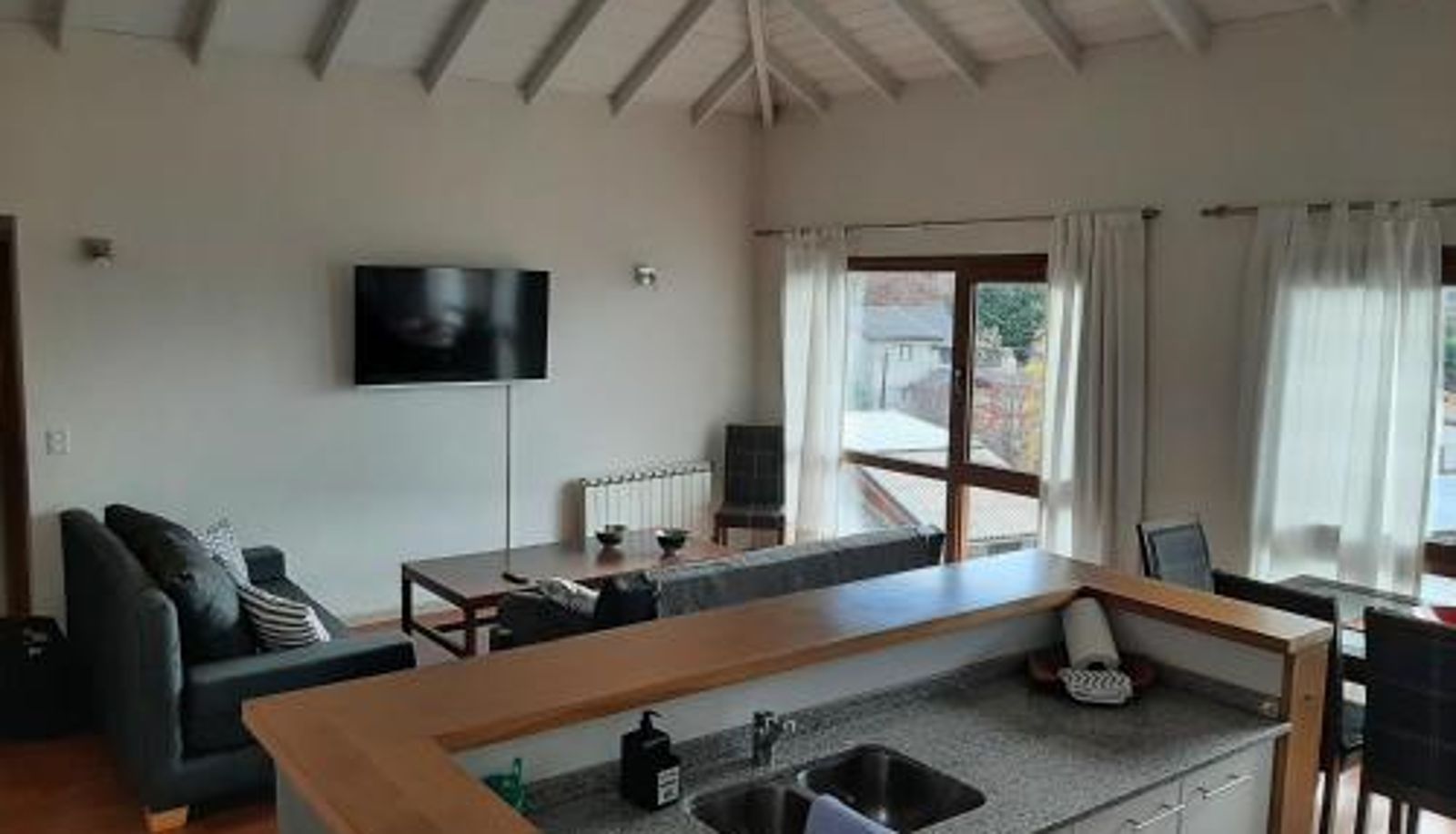 Apartament - Hermoso departamento con vista al lago y cochera