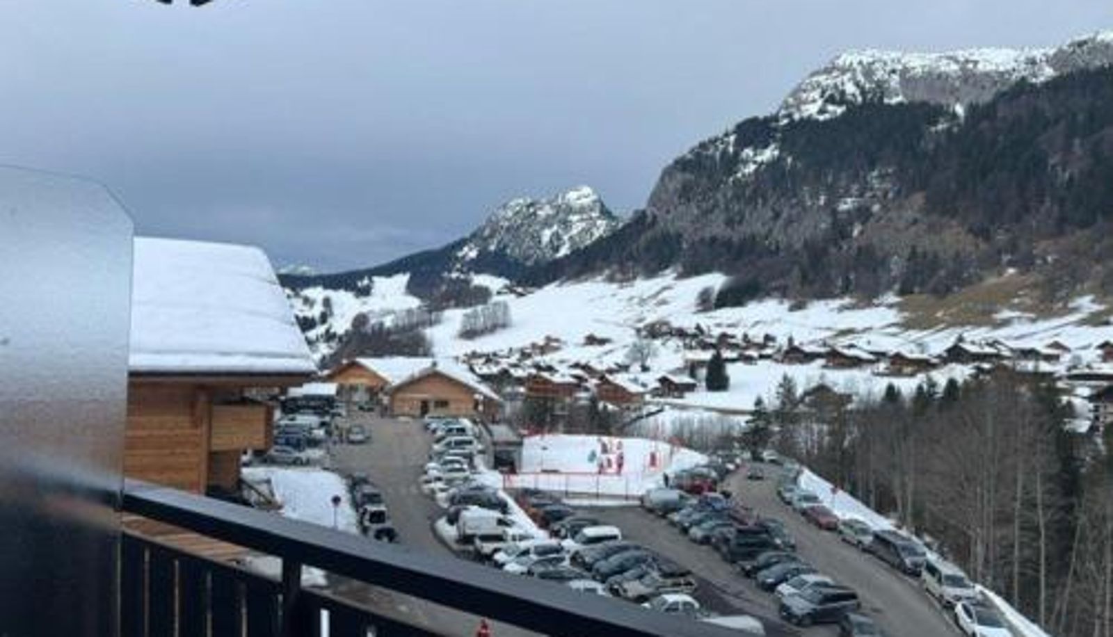 Info - 27m²) - FR-1-458-105  et 300m des commerces (4 pers  garage Studio cosy ski aux pieds avec balcon