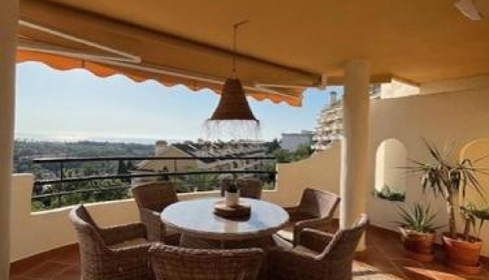 Appartement - 2-Bed Sea View Apt 10 mins from Puerto Banus
