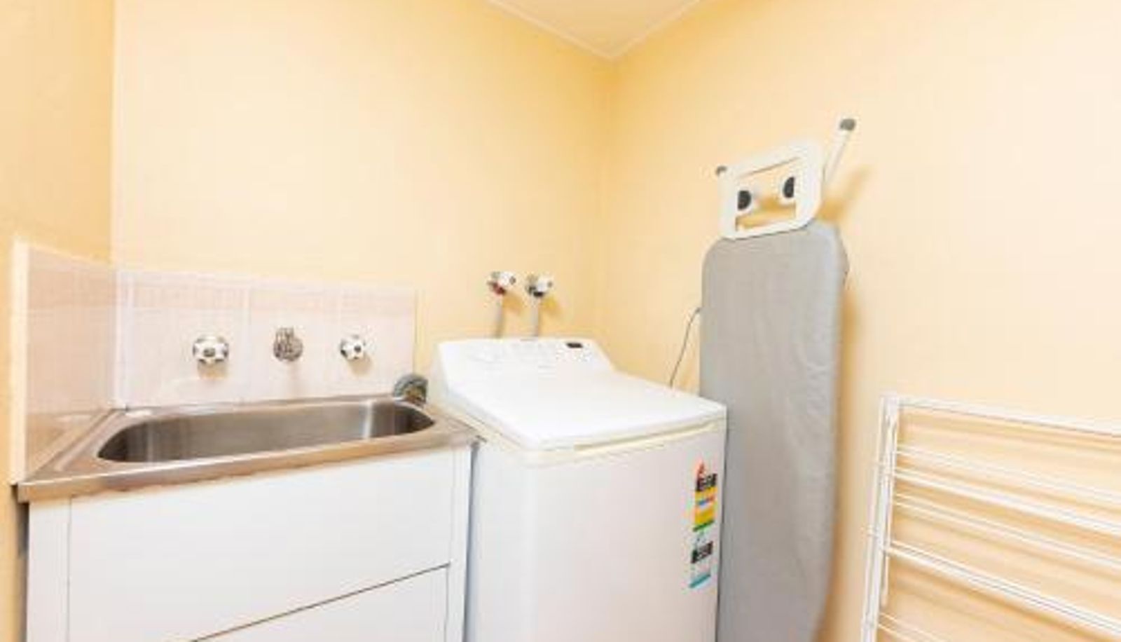 Apartment - Sandbar unit 402