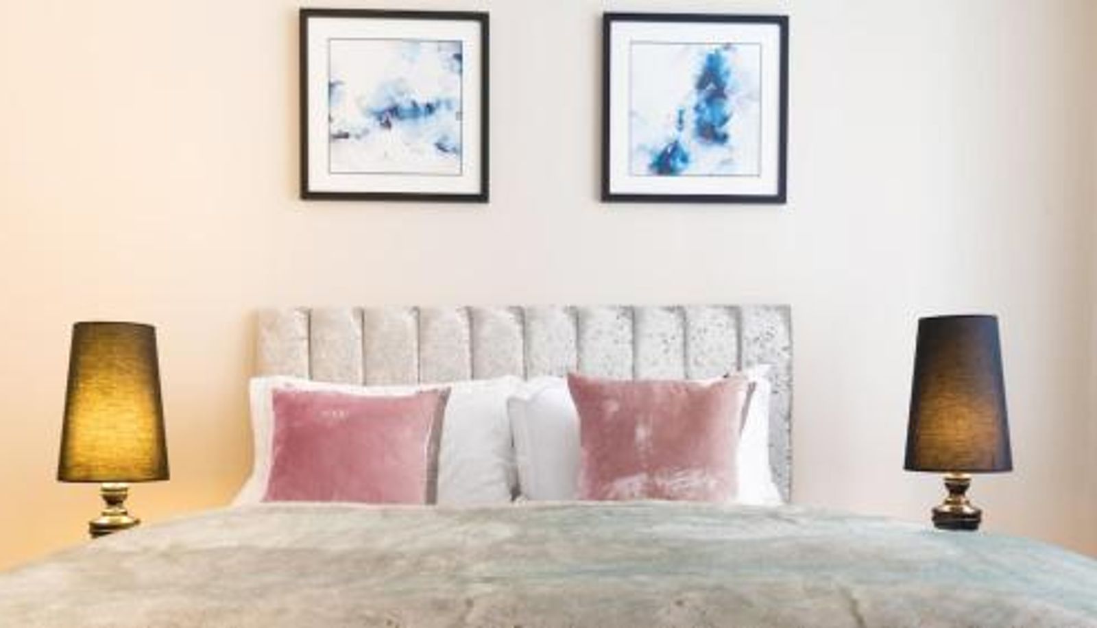 Camera standard - Discover the Exclusive Charm of a Covent Garden Luxury Nomads Home